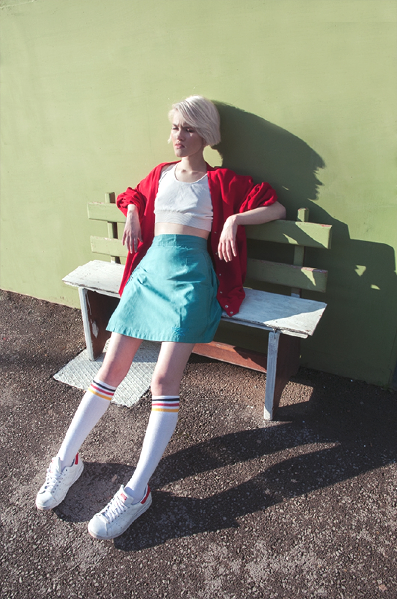 Top: Mango, Pull: Lacoste, Skirt: Rebook, Socks: Adidas, Shoes: Adidas