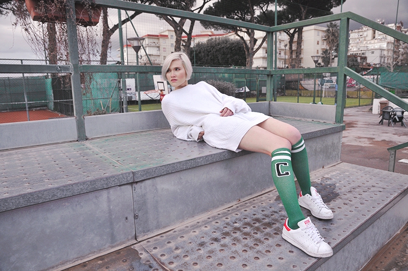 pull: Lacoste, Shoes: Adidas, socks: Converse
