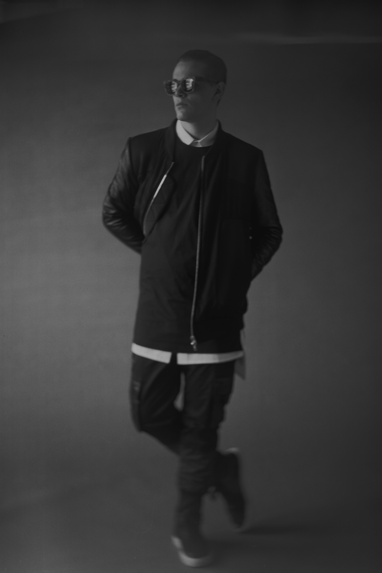Pants, Shirt and Jacket: Control-Sector, Sunglasses: Lucky Selectism, Shoes: Filling Pieces