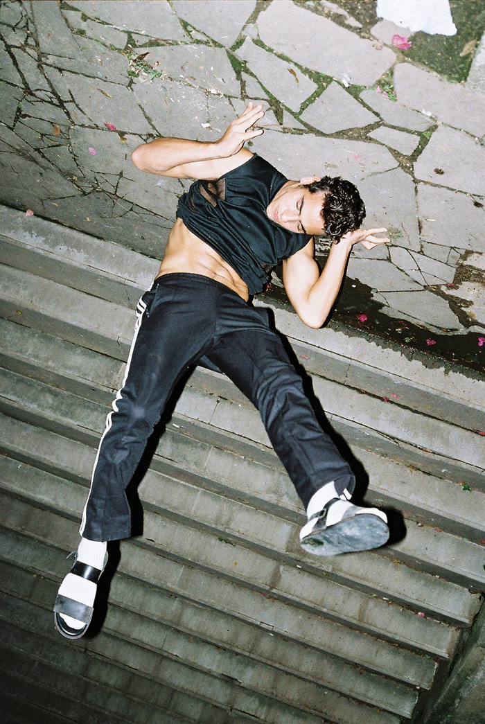 photo 17 tank top NIKE | pants ADIDAS | shoes STYLIST'S OWN 