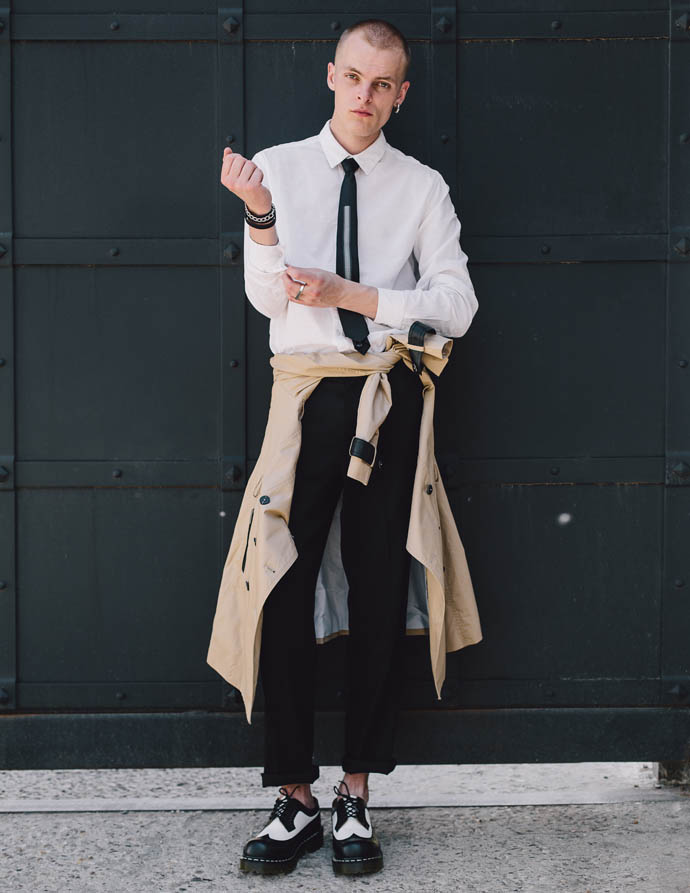 Shirt - Jil Sander, Tie - Zara, Raincoat - Burbbery, Trousers - Zara, Boots - Dr. Martens