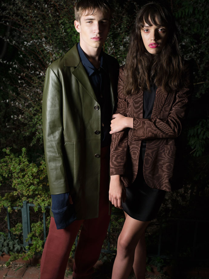 Timo: Coat: Bally - Shirt: Kenneth Izedonmwen - Pants: Bottega Veneta Mula: Blazer & Skirt: Mila Petrova - T-Shirt: Trasher