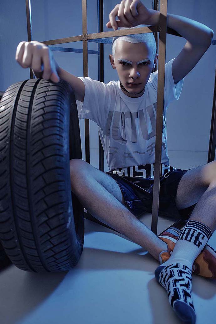 white t-shirt "Future": MISBEHAVE MISBHV. - shorts : MISBEHAVE MISBHV. - socks: Malita Clothing / mustache.pl - boots: PUMA TX-3.