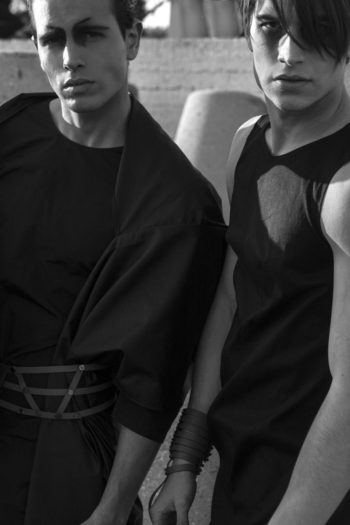 LEFT Coat: He-m-n-oid, Taffeta dress: Dido, Leather belt: Aumorfia. RIGHT Sleeveless dress: Embrace, Leather Cuff and handpiece: Aumorfia