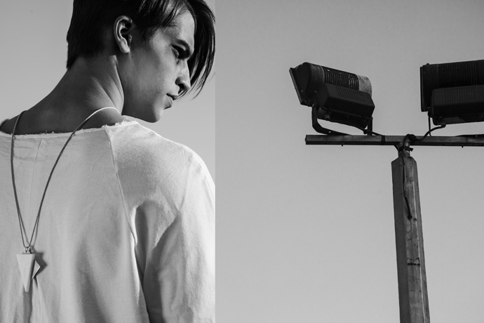 Longsleeve shirt: Constantine Papa, Necklace: Marmarometry 