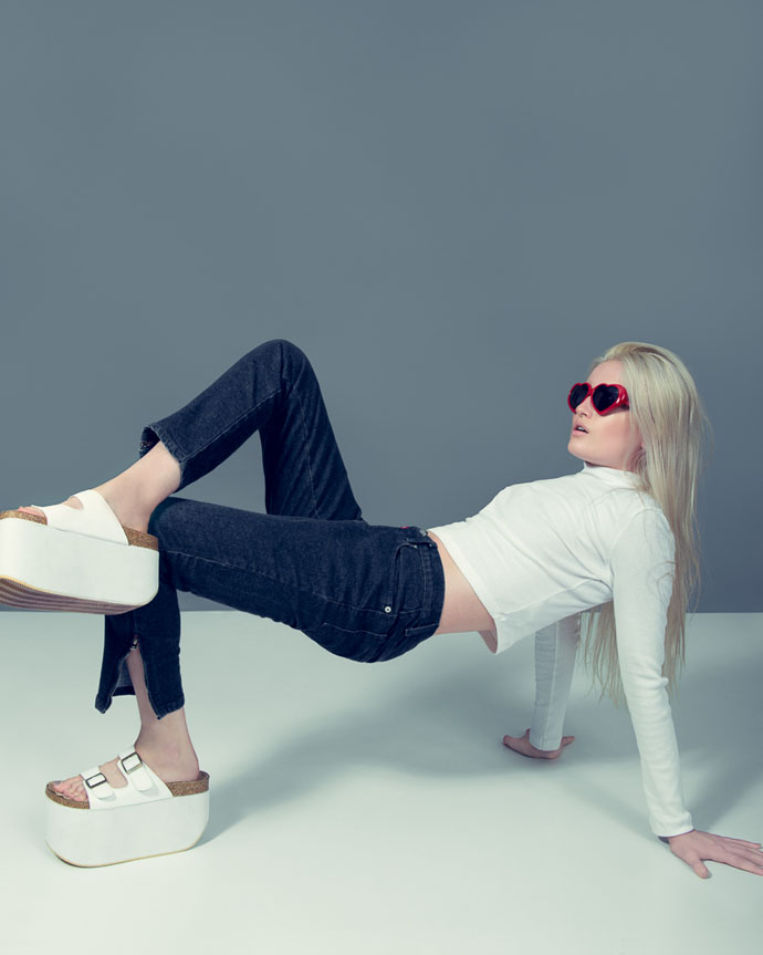 Sunglasses: Moschino Turtleneck: ASOS Jeans: Ralph Lauren Shoes: Yru