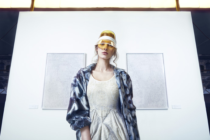 jacket ROEE Dress Pia Mia cap Andy Wolf