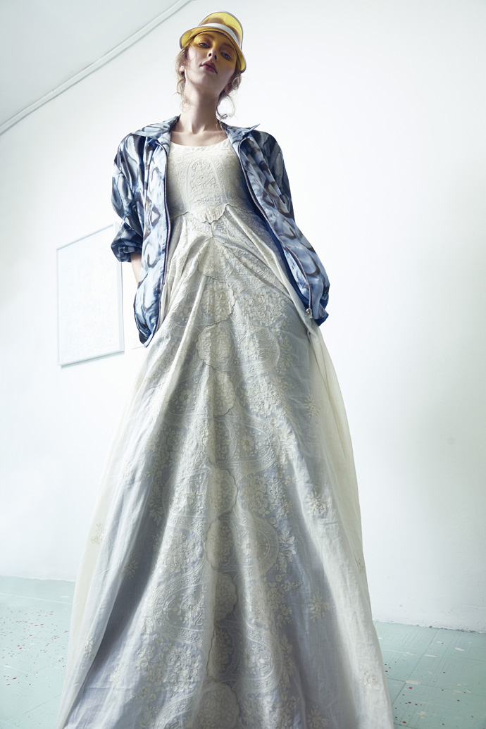 jacket ROEE Dress Pia Mia cap Andy Wolf