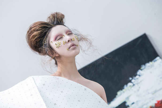 Designer/ Ray Hsu Model/ 鍾韻@ Lowen Studio