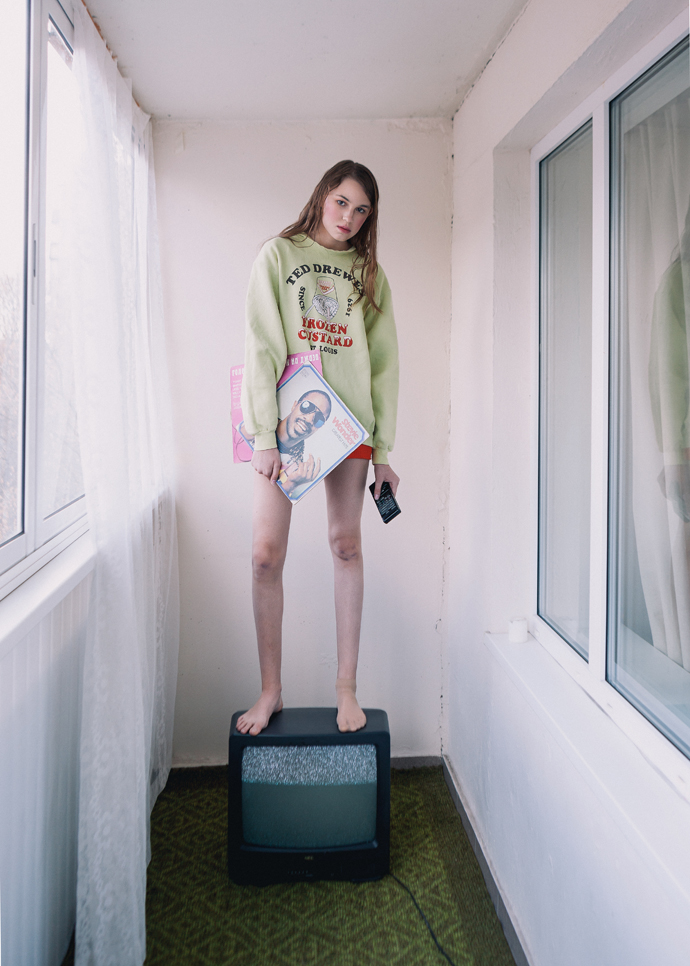 sweatshirt - vintage, shorts - Topshop