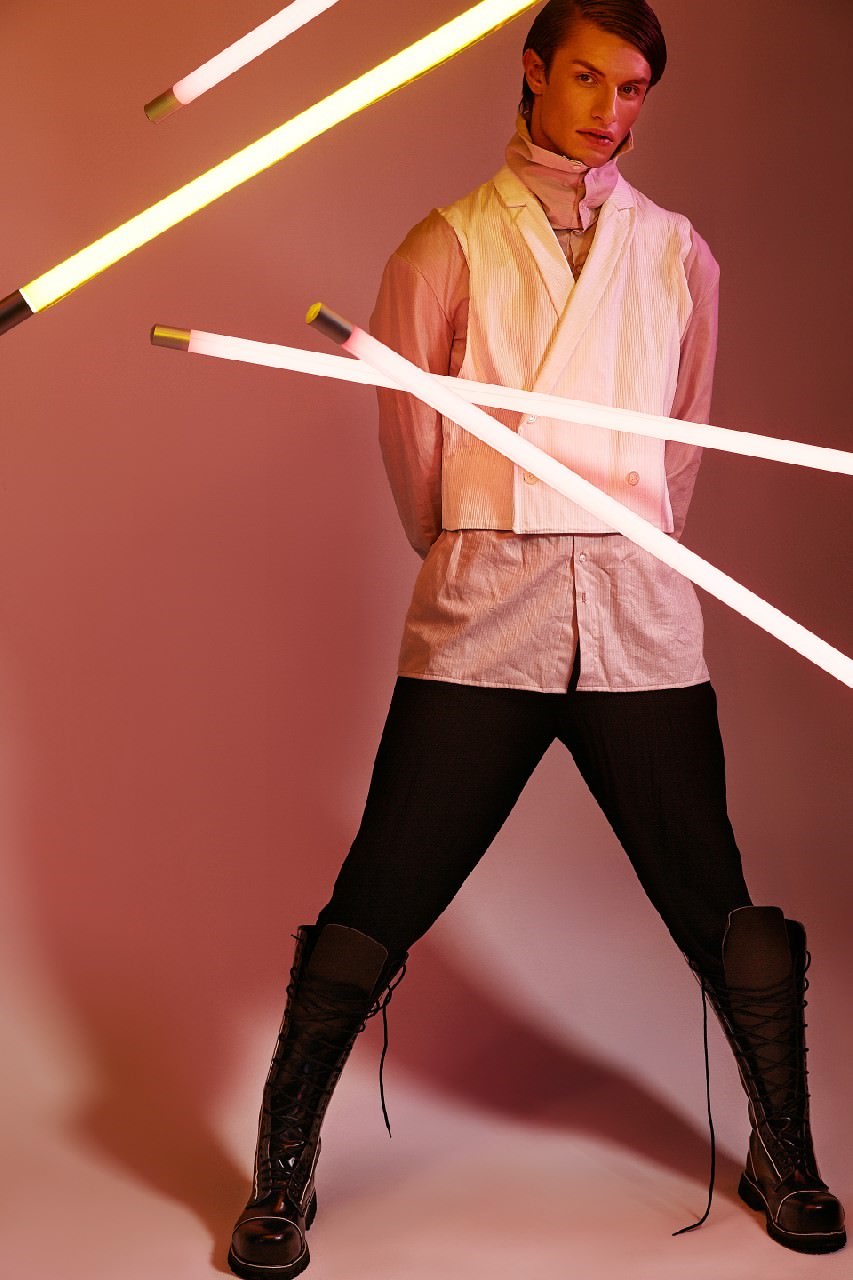 Shirt and West Mario Keine, Pants TopShop, Schoes Mario Keine 