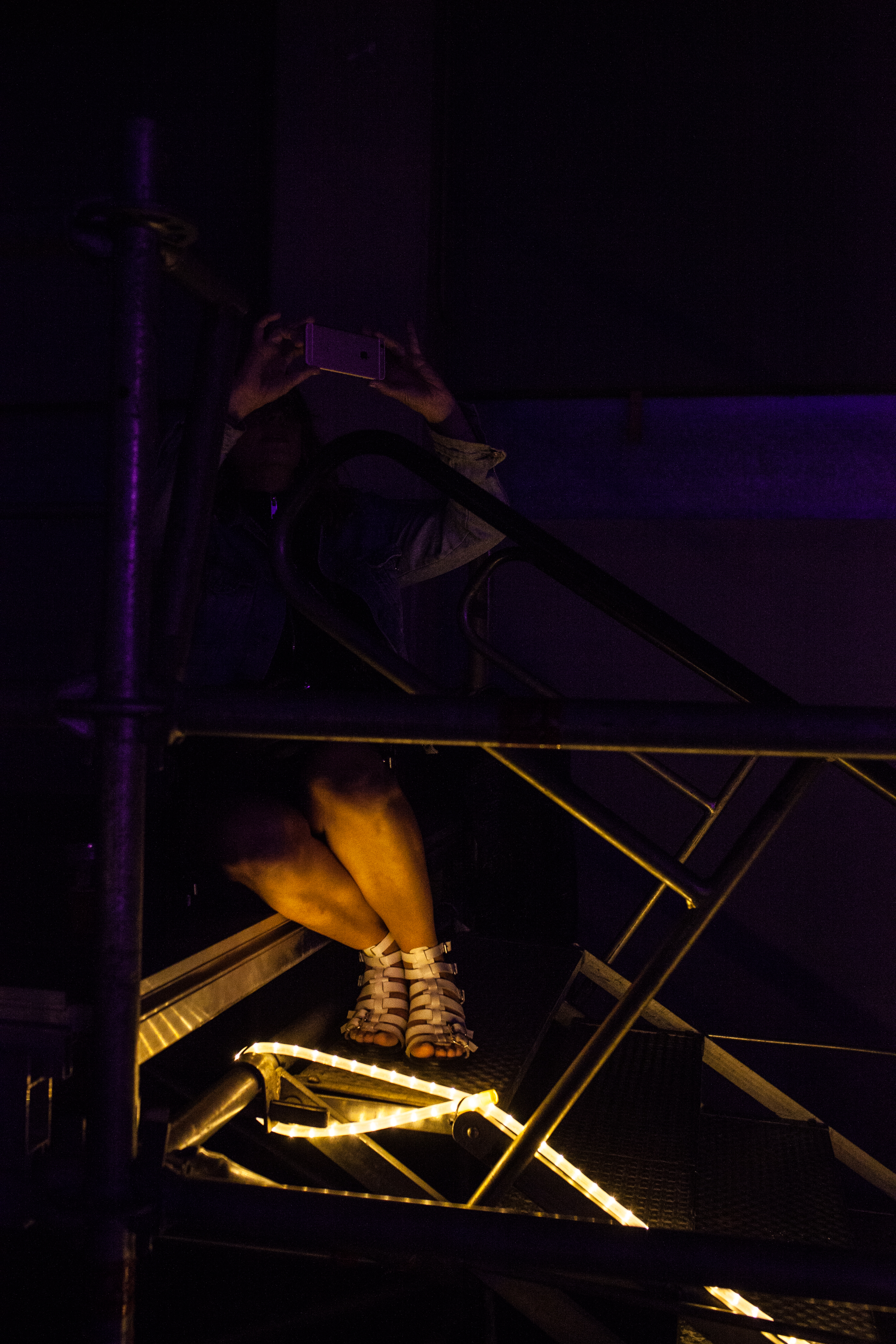 Sónar2016_012_LED Girl