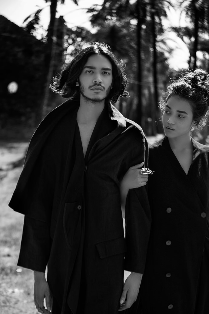 Rabanne wears Coat by Tom Rebl
Arlette wears Coat by Tom Rebl
Ring by Tom Rebl