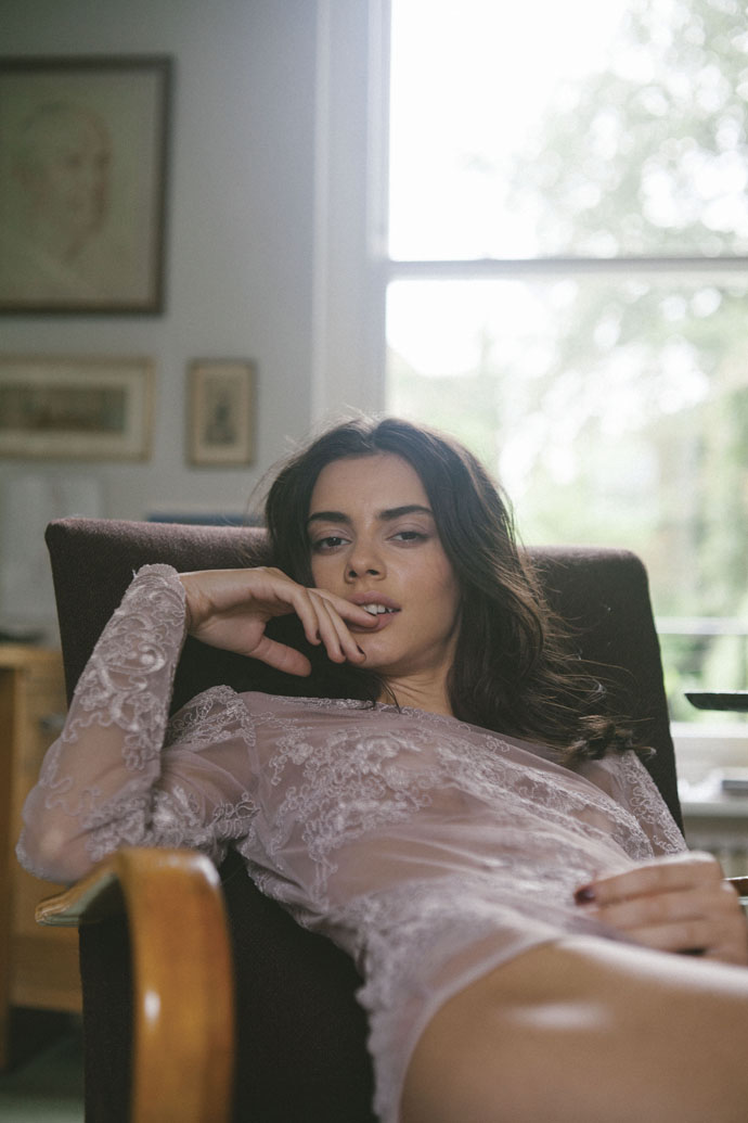 Lace body - Deviyani Cockcroft