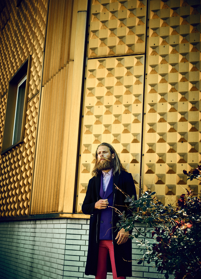 Shirt, jacket, pants> Ivanman Coat> Frisur