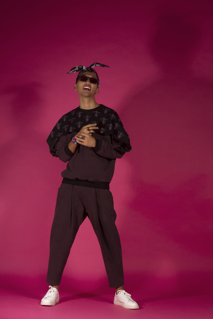 Total Look - Pau Esteve, Shoes - G-Star Raw, Wacht - Swatch ) Sunglasses ( Ray-Ban, Rings - Fili Plaza, Headscarf - Others & Stories 