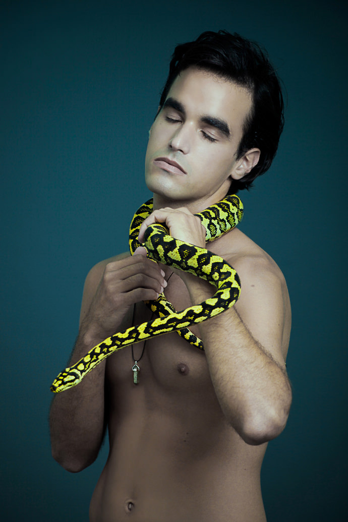 Semi precious pendant by Romain Thevenin