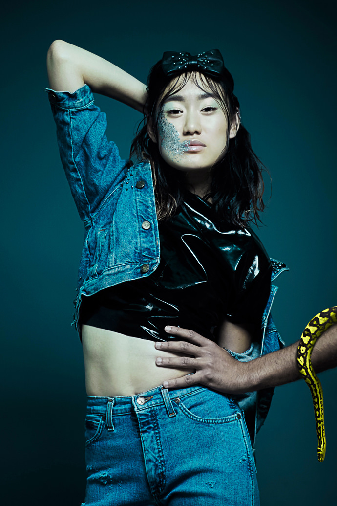 Leather bow tie with hematite beads & vynil crop top by Romain Thevenin Jeans jacket & trousers with embroideries VINTAGE RTP