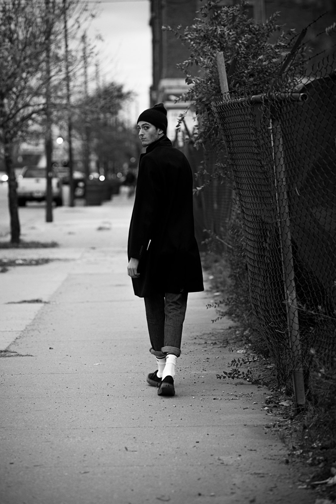 Coat-Stafford  Shirt- H&M  Jeans- Levis Vintage Hat- Model personal Socks-Izod Shoes- Vans 