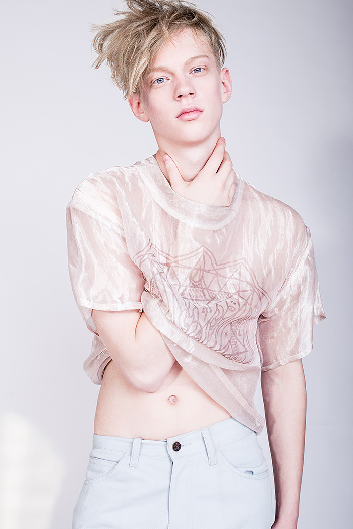 T- shirt by Y.LD by doramojzes Jacket by trousers: Retrock