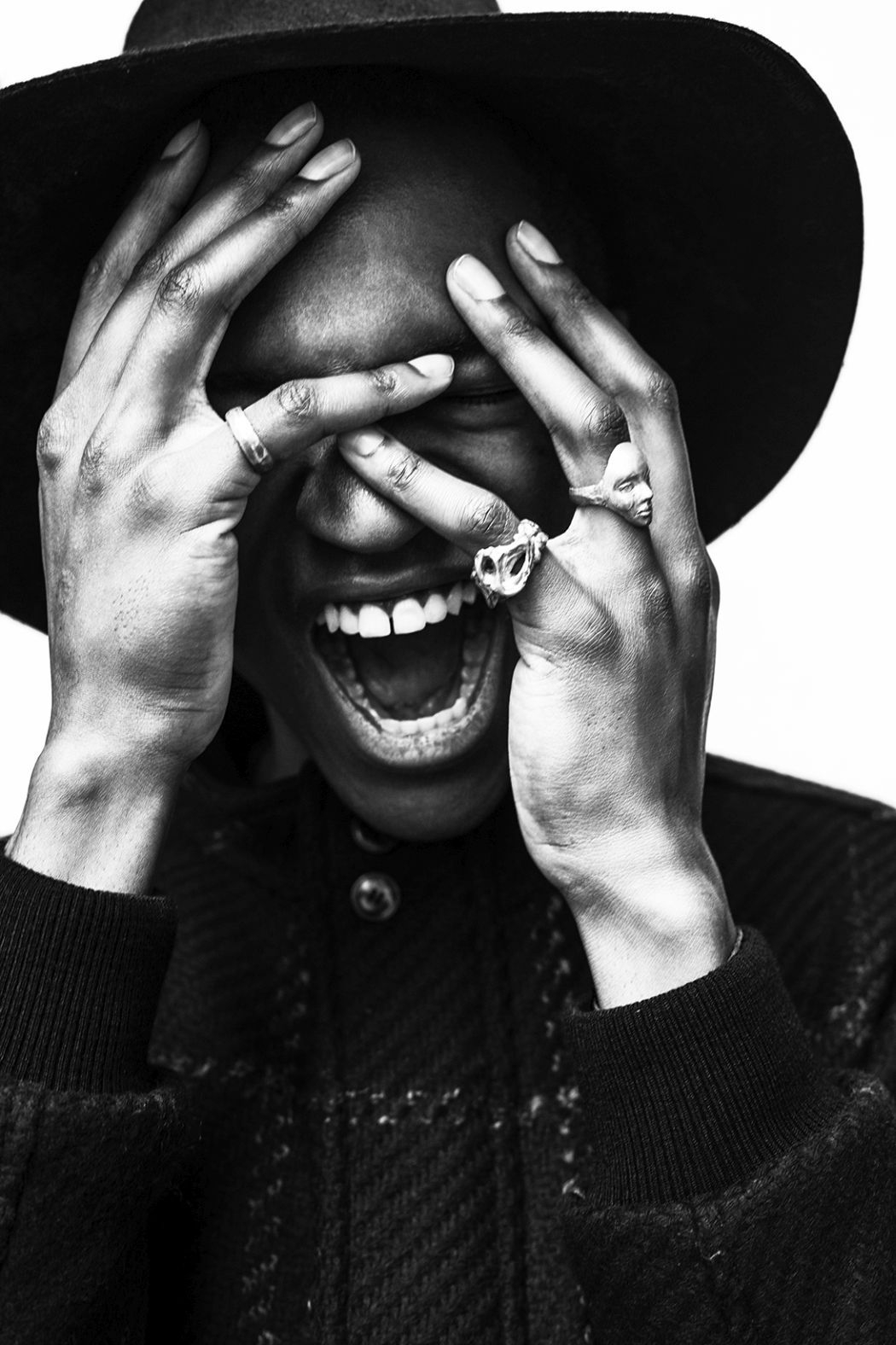 Hat by Vittorio Branchizio Rings by Alessandro Grimoldieu Bomber by Zerosettantastudio
