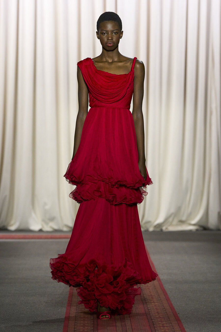 Giambattista Valli S/S 2025 Haute Couture n°28 - KALTBLUT Magazine